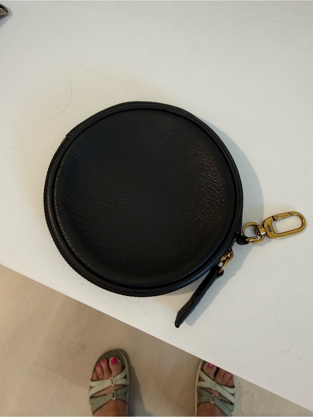 Women’s HOBO round wallet